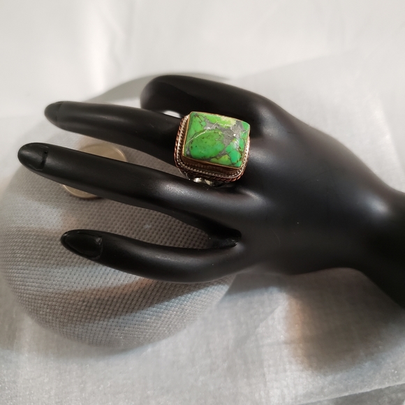 Sterling Silver Two-Tone Green Turquoise Ring - Picture 3 of 4